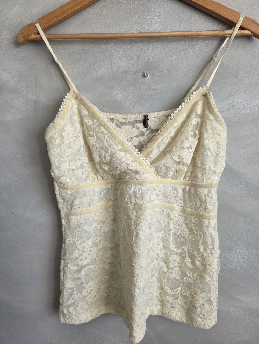 Vtg Y2K Babydoll Camisole Top 34 Beige Ivory Floral Lace Trim Velour Satin Trim